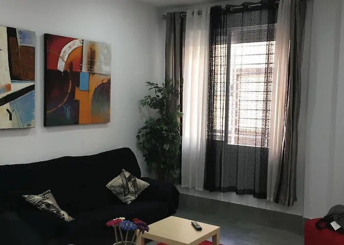 Apartamento A, A 3 Minutos De La Estacion Central De Bus Y Tren